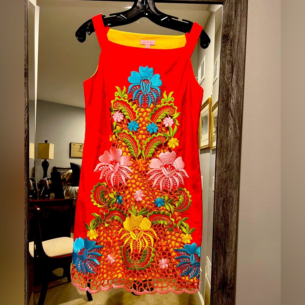 Lilly Pulitzer embroidered dress with cutouts. Size 6